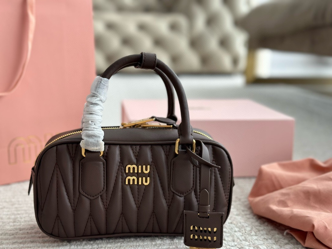 MiuMiu bag 271